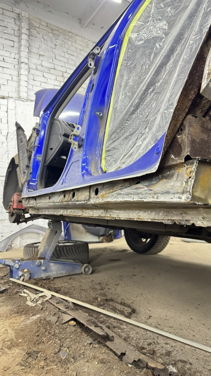 VW GOLF во время ремонта